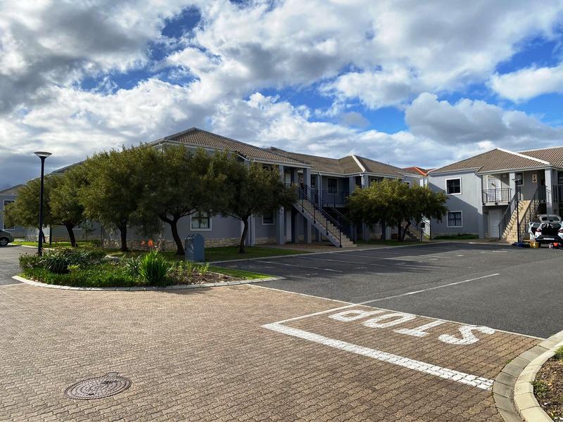 2 Bedroom Property for Sale in Somerset West Western Cape